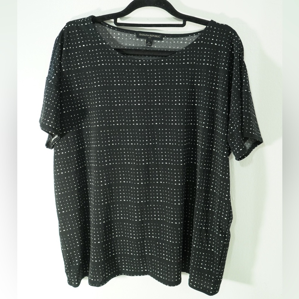 Banana Republic short sleeve shirt.